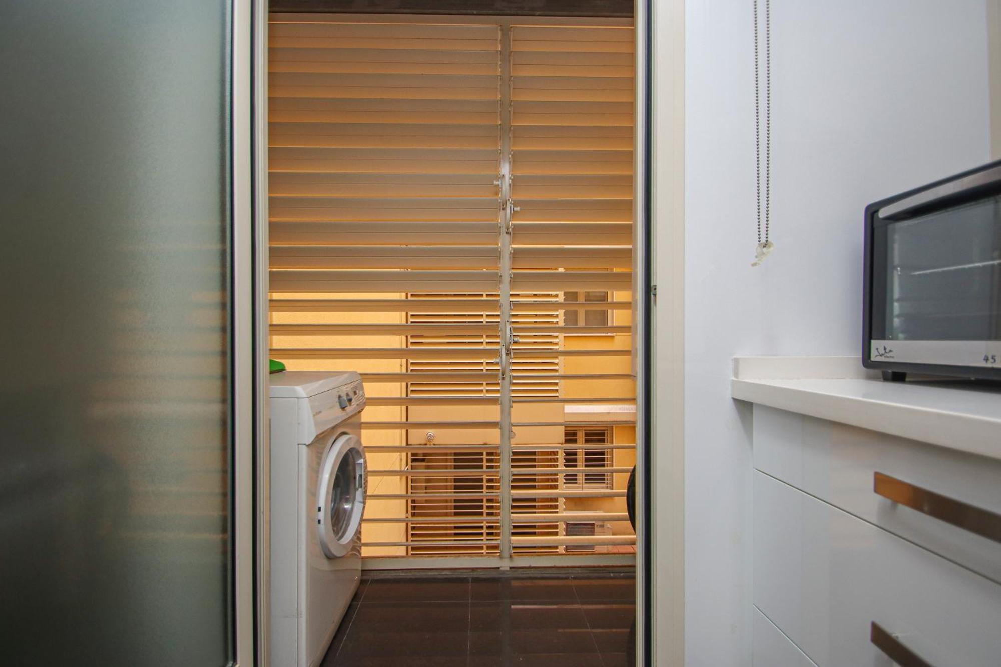 Luxury Apt In Plaza De Espana - Free Parking Севилья Экстерьер фото