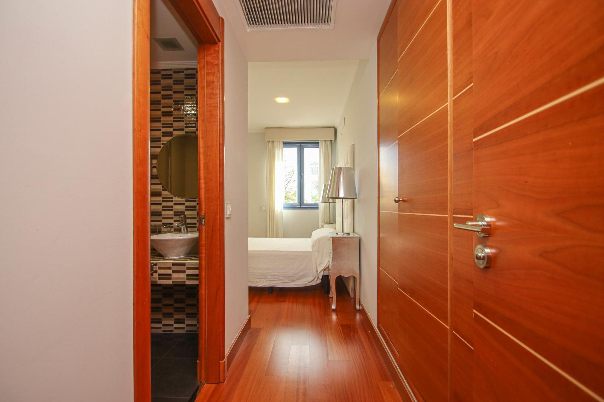 Luxury Apt In Plaza De Espana - Free Parking Севилья Экстерьер фото