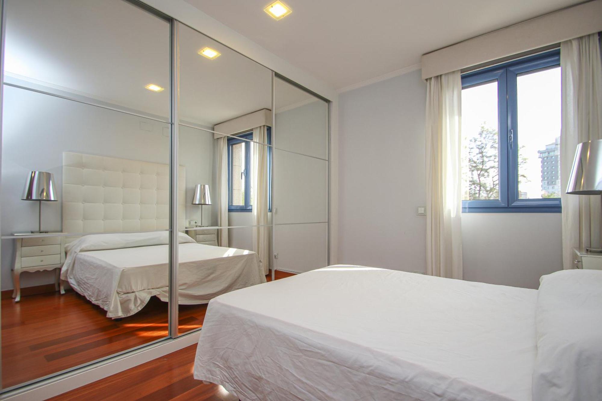 Luxury Apt In Plaza De Espana - Free Parking Севилья Экстерьер фото